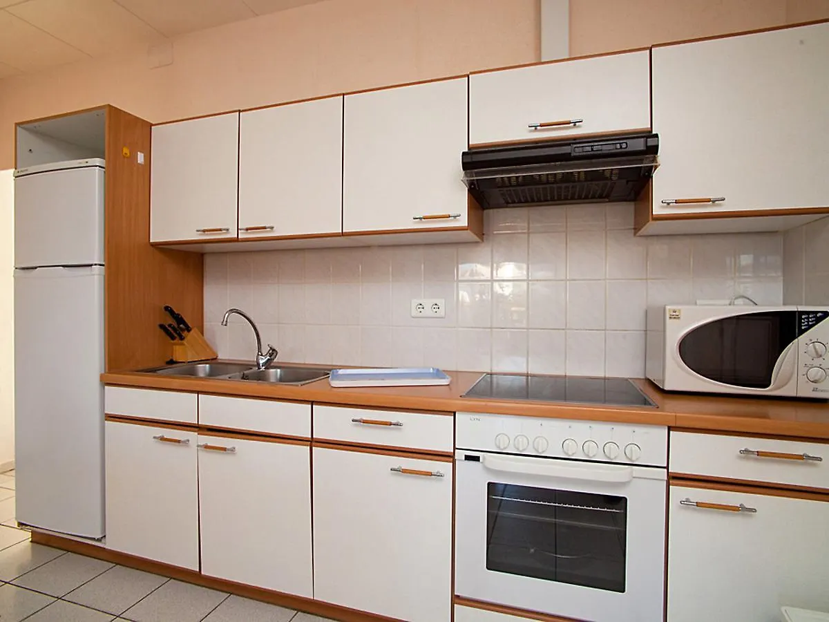 Apartment Royal Delta-7 By Interhome 利乌玛